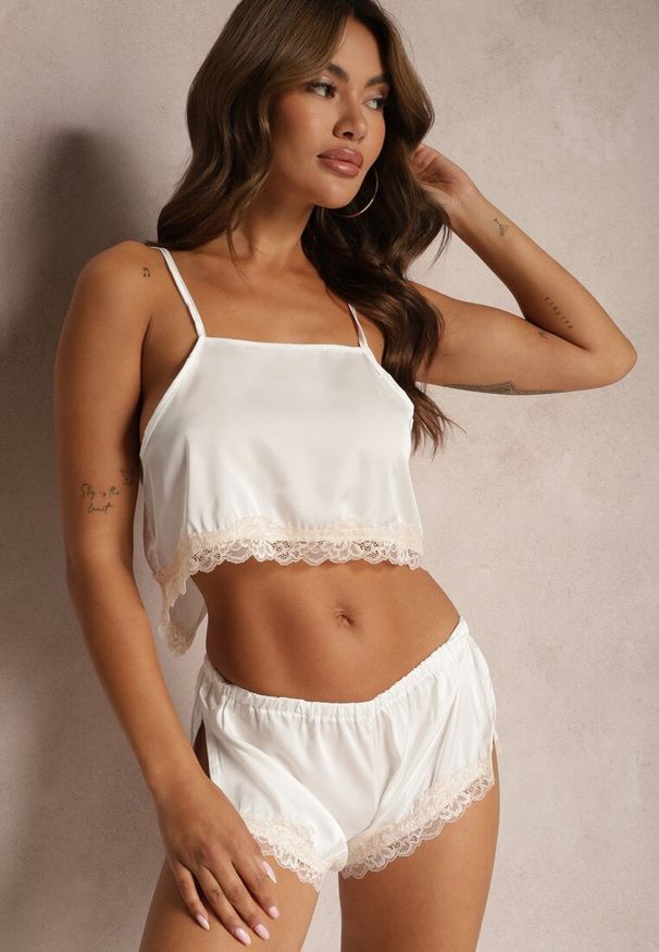 Renee - Biały Komplet Piżamowy Krótki Wiązany Top na Ramiączkach Szorty z Gumką w Talii Tiseria. Kolekcja: plus size. Kolor: biały. Materiał: materiał. Długość: krótkie