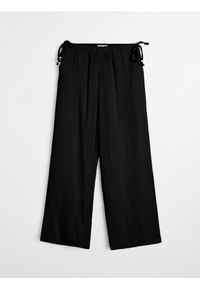 Sinsay - Muślinowe spodnie wide leg - czarny. Kolor: czarny #1