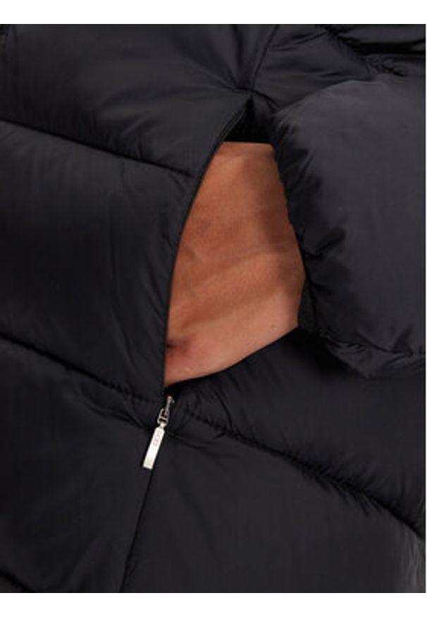 Napapijri Kurtka zimowa Aerons Rise NP0A4HCQ Czarny Regular Fit. Kolor: czarny. Materiał: syntetyk. Sezon: zima