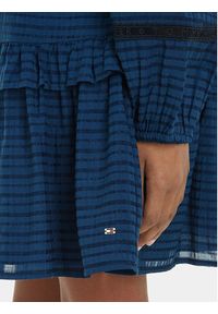 TOMMY HILFIGER - Tommy Hilfiger Sukienka codzienna KG0KG07577 Niebieski Regular Fit. Okazja: na co dzień. Kolor: niebieski. Materiał: wiskoza. Typ sukienki: proste. Styl: casual #5