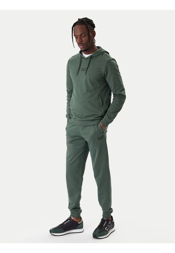 EA7 Emporio Armani Dres 8NPV64 PJVRZ U7260 Zielony Regular Fit. Kolor: zielony. Materiał: bawełna