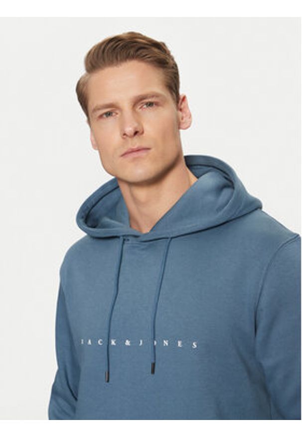 Jack & Jones Bluza Star 12233972 Niebieski Relaxed Fit. Kolor: niebieski. Materiał: bawełna, syntetyk