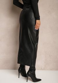 Renee - Czarna Spódnica Ołówkowa High Waist z Ekoskóry z Ozdobnym Suwakiem Seleeti. Okazja: na co dzień, na imprezę. Stan: podwyższony. Kolor: czarny. Materiał: tiul. Styl: casual, wizytowy