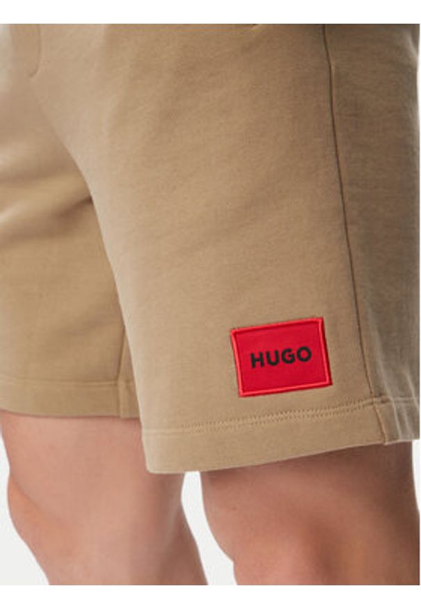 Hugo - HUGO Szorty sportowe Diz222 50466196 Czarny Regular Fit. Kolor: czarny. Materiał: bawełna. Styl: sportowy