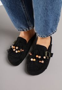 Renee - Czarne Klapki na Platformie Ozdobione Koralikami Klamrami i Frędzlami Leurecea. Okazja: na co dzień. Kolor: czarny. Materiał: jeans. Wzór: aplikacja. Sezon: lato. Obcas: na platformie. Styl: casual, elegancki #3