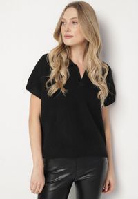 Born2be - Czarny Sweter z Wełną z Krótkim Rękawem i Kołnierzykiem Tevalina. Kolor: czarny. Materiał: wełna. Długość rękawa: krótki rękaw. Długość: krótkie. Styl: elegancki, klasyczny #2