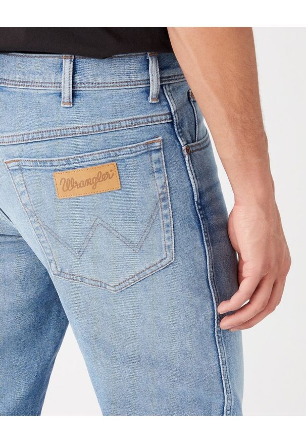 Wrangler - WRANGLER TEXAS MĘSKIE SPODNIE JEANSOWE TAPER BLUE BOSS W12TYL29R 112145810