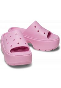 Klapki Crocs Stomp Slide 209346-6WY różowe. Okazja: na plażę, na co dzień. Kolor: różowy. Materiał: materiał. Styl: casual