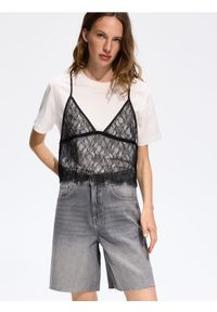 Reserved - Jeansowe szorty - szary. Kolor: szary. Materiał: jeans #1
