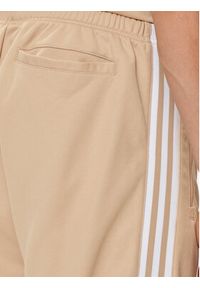 Adidas - adidas Spodnie dresowe adicolor Classics Beckenbauer IZ1857 Beżowy Slim Fit. Kolor: beżowy. Materiał: bawełna #5