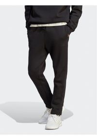 Adidas - adidas Spodnie dresowe All SZN Fleece IB4070 Czarny Regular Fit. Kolor: czarny. Materiał: bawełna #1