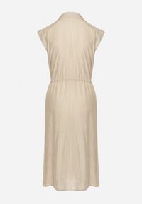 Born2be - Beżowa Wiskozowa Sukienka o Koszulowym Kroju z Paskiem w Talii Mareviana. Kolor: beżowy. Materiał: wiskoza. Typ sukienki: koszulowe. Styl: klasyczny #5