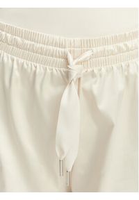 Adidas - adidas Szorty sportowe Pearl Jacquard KE3423 Écru Loose Fit. Kolor: kremowy. Materiał: syntetyk #5