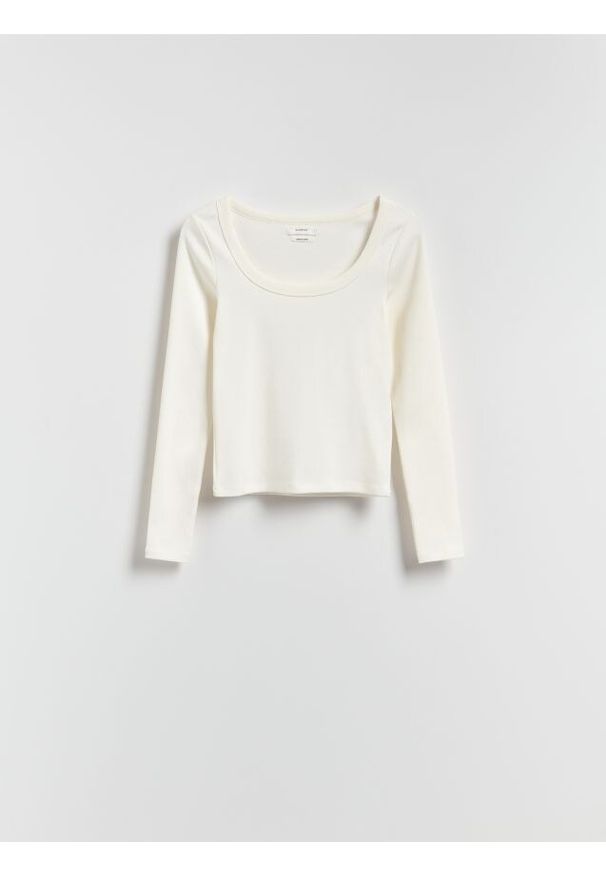 Reserved - Bawełniany longsleeve - złamana biel. Materiał: bawełna. Długość rękawa: długi rękaw