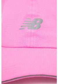 New Balance czapka LAH13002VPK kolor różowy z nadrukiem. Kolor: różowy. Materiał: materiał. Wzór: nadruk #4
