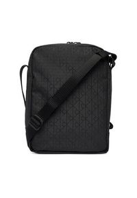 Calvin Klein Saszetka Utility Emblem Reporter LV04D3303G Czarny. Kolor: czarny. Materiał: materiał #3