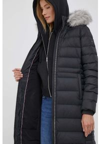 TOMMY HILFIGER - Tommy Hilfiger kurtka puchowa damska kolor czarny przejściowa. Kolor: czarny. Materiał: puch #6