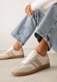 Renee - Ciemnobeżowe Sneakersy w Stylu Klasycznych Tenisówek z Cholewką z Plecionką Doriarissa. Nosek buta: okrągły. Zapięcie: sznurówki. Kolor: beżowy. Materiał: skóra, materiał. Szerokość cholewki: normalna. Obcas: na obcasie. Wysokość obcasa: niski #1