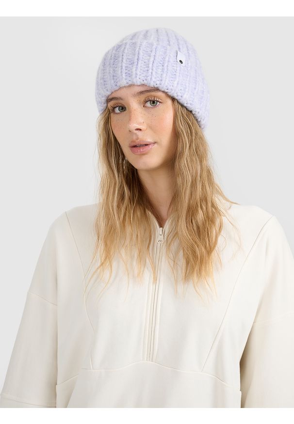 4f - 4F Czapka zimowa damska - fioletowa Uniwersalny. Kolor: fioletowy. Sezon: zima. Styl: casual, klasyczny, sportowy