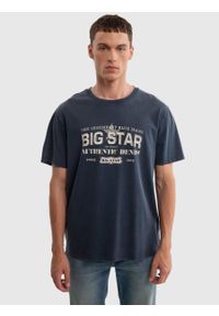 Big-Star - Koszulka męska z nadrukiem z kolekcji Authentic granatowa Enifer 403. Kolor: niebieski. Materiał: bawełna. Wzór: nadruk. Styl: klasyczny #1