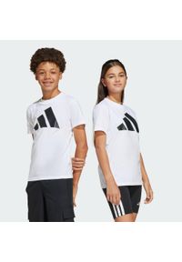 Adidas - Koszulka Essentials Kids. Kolor: biały, czarny, wielokolorowy. Materiał: bawełna. Sport: joga i pilates