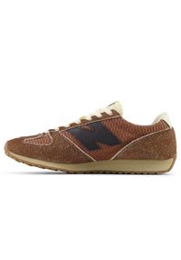 Buty unisex New Balance U471RA – brązowe. Kolor: brązowy. Materiał: zamsz, materiał, syntetyk. Szerokość cholewki: normalna. Wzór: jodełka. Sezon: lato #3