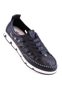 Skórzane półbuty damskie wsuwane ażurowe granatowe Rieker 49956-14. Zapięcie: bez zapięcia. Kolor: niebieski. Materiał: skóra ekologiczna. Wzór: ażurowy #1