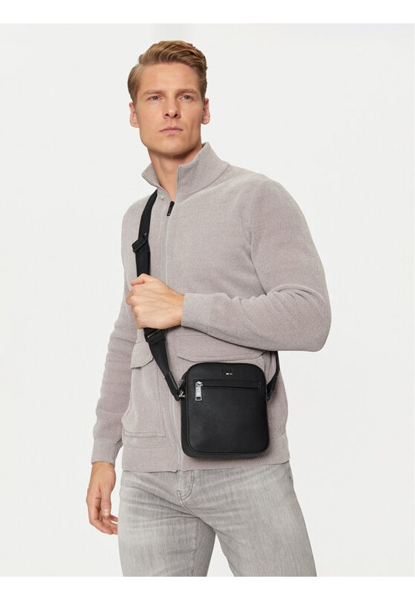 BOSS - Boss Saszetka Ray Ns 50536475 Czarny. Kolor: czarny. Materiał: skóra