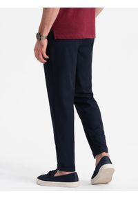 Ombre Clothing - Męskie spodnie chino z gumką w pasie SLIM FIT - granatowe V3 - Rozmiar: XL. Okazja: na co dzień. Kolor: niebieski. Materiał: guma, wiskoza, tkanina, poliester, materiał, bawełna. Styl: casual, elegancki #6