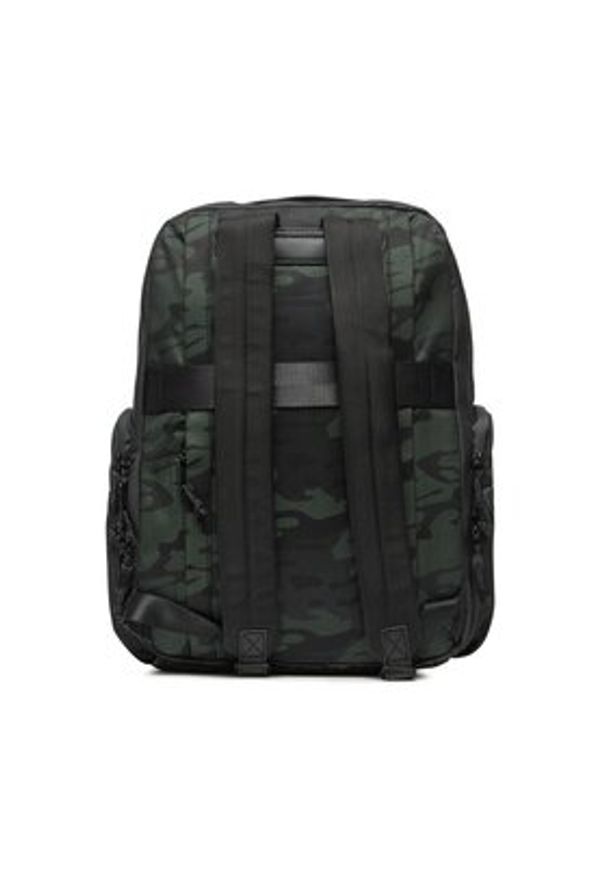 Guess Plecak Certosa Tech HMCTCA P3306 Czarny. Kolor: czarny. Materiał: materiał