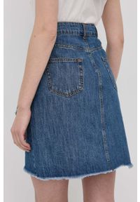 Silvian Heach spódnica jeansowa mini rozkloszowana. Kolor: niebieski. Materiał: jeans. Długość: długie #5