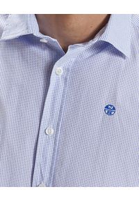 North Sails - NORTH SAILS - Niebieska koszula z geometrycznym wzorem. Kolor: niebieski. Materiał: materiał. Długość rękawa: długi rękaw. Długość: długie. Wzór: geometria