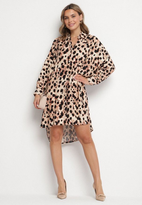Born2be - Beżowa Wiskozowa Sukienka Koszulowa z Lnem w Panterkę w Stylu Nietoperza Emarille. Okazja: na co dzień. Kolor: beżowy. Materiał: wiskoza, len. Wzór: motyw zwierzęcy. Typ sukienki: koszulowe. Styl: casual, klasyczny