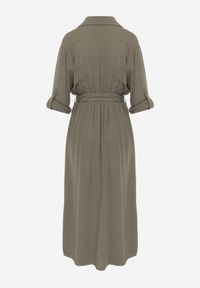 Born2be - Zielona Bawełniana Sukienka Koszulowa w Stylu Safari z Wiązanym Paskiem Atusea. Okazja: na co dzień. Typ kołnierza: typu klepsydra. Kolor: zielony. Materiał: bawełna. Typ sukienki: koszulowe. Styl: casual, elegancki #5