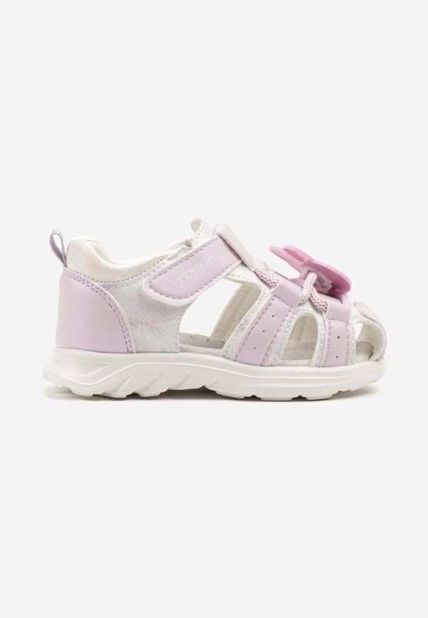 Born2be - Fioletowe Sandały ze Skórzaną Wkładką i Zakrytą Piętą Zdobione Aplikacją Roselienna. Okazja: na uczelnię. Kolor: fioletowy. Materiał: skóra. Wzór: aplikacja. Sezon: lato. Styl: klasyczny, młodzieżowy