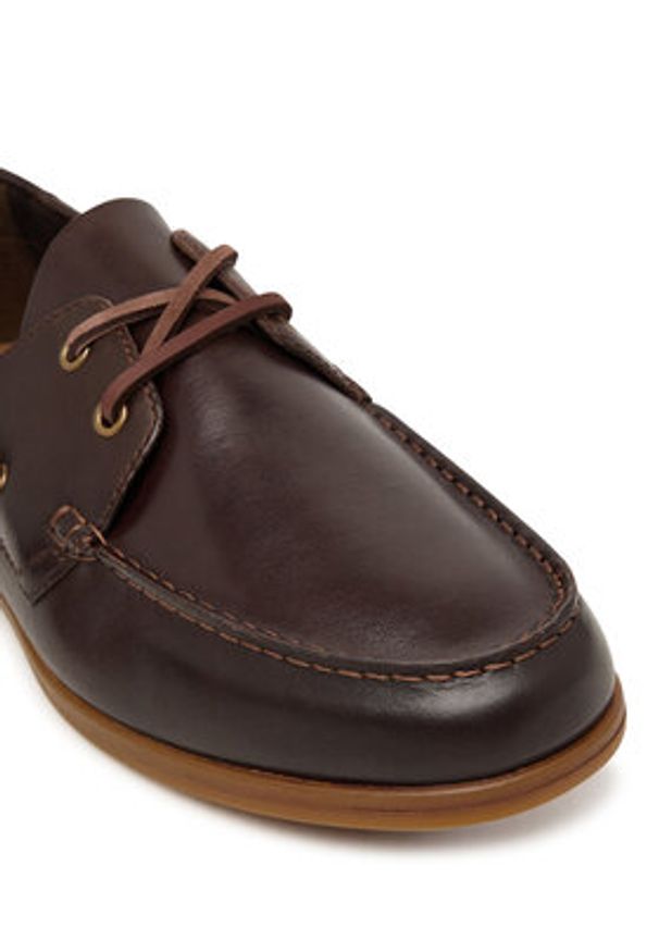 Clarks Półbuty Charmouth Lace 26186433 Brązowy. Kolor: brązowy. Materiał: skóra