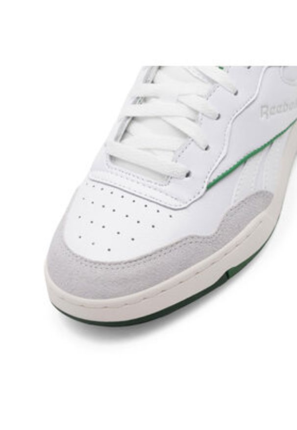 Reebok Sneakersy BB 4000 II H03495-M Biały. Kolor: biały. Materiał: skóra