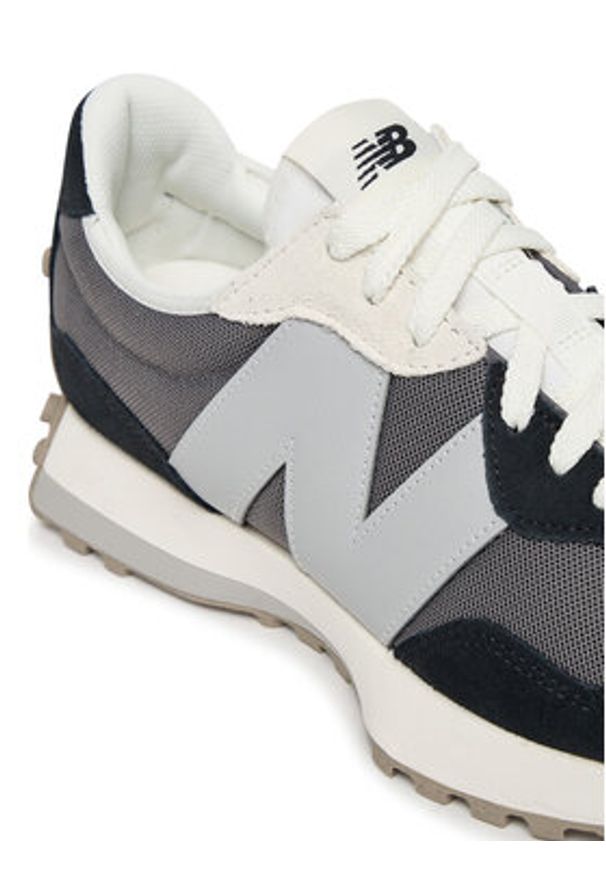 New Balance Sneakersy U327LNB M Czarny. Kolor: czarny. Materiał: materiał