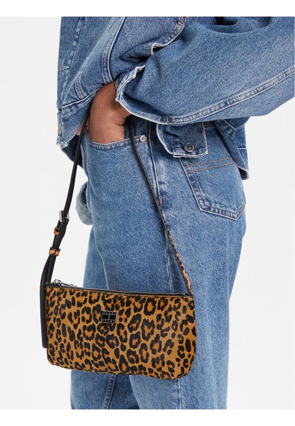 Tommy Jeans Torebka Tjw Must Leopard Shoulder Bag AW0AW18008 Pomarańczowy. Kolor: pomarańczowy. Materiał: skórzane