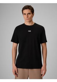 4f - 4F T-shirt regular gładki męski 4F x Robert Lewandowski - czarne M. Okazja: na spacer, na co dzień. Kolor: czarny. Materiał: jersey, bawełna, materiał, dzianina. Wzór: gładki. Sezon: lato. Styl: casual, klasyczny, sportowy #1