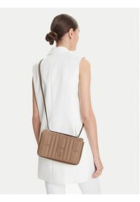 TOMMY HILFIGER - Tommy Hilfiger Torebka AW0AW17454 Beżowy. Kolor: beżowy. Materiał: skórzane #5