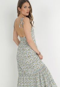 Born2be - Zielona Rozkloszowana Sukienka z Wiązanymi Ramiączkami i Odkrytymi Plecami Ratta. Kolor: zielony. Długość rękawa: na ramiączkach. Styl: wakacyjny #5