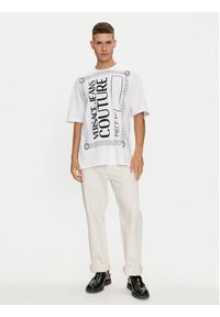 Versace Jeans Couture T-Shirt 76GAHE04 Biały Regular Fit. Kolor: biały. Materiał: bawełna #4