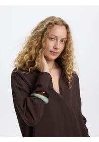 Reserved - Koszula z wiskozy - ciemnobrązowy. Kolor: brązowy. Materiał: wiskoza