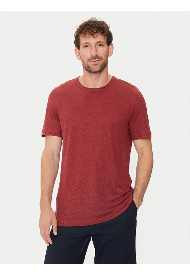 BOSS - Boss T-Shirt Tiburt 456 50511612 Czerwony Regular Fit. Kolor: czerwony. Materiał: len