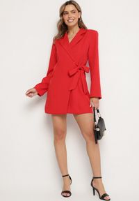 Born2be - Czerwona Kopertowa Sukienka z Imitacją Kieszeni Talriti. Kolor: czerwony. Typ sukienki: kopertowe. Styl: elegancki #4