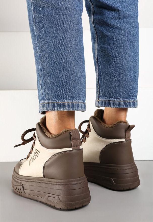 Born2be - Beżowo-Brązowe Sneakersy na Platformie Ocieplane Futrem Leanelitia. Okazja: na co dzień. Kolor: beżowy. Materiał: futro. Obcas: na platformie