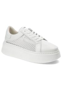 CheBello - Białe Sneakersy Chebello Damskie Modne Obuwie. Kolor: biały. Materiał: skóra. Szerokość cholewki: normalna. Sezon: wiosna. Obcas: na obcasie. Styl: street, elegancki. Wysokość obcasa: średni