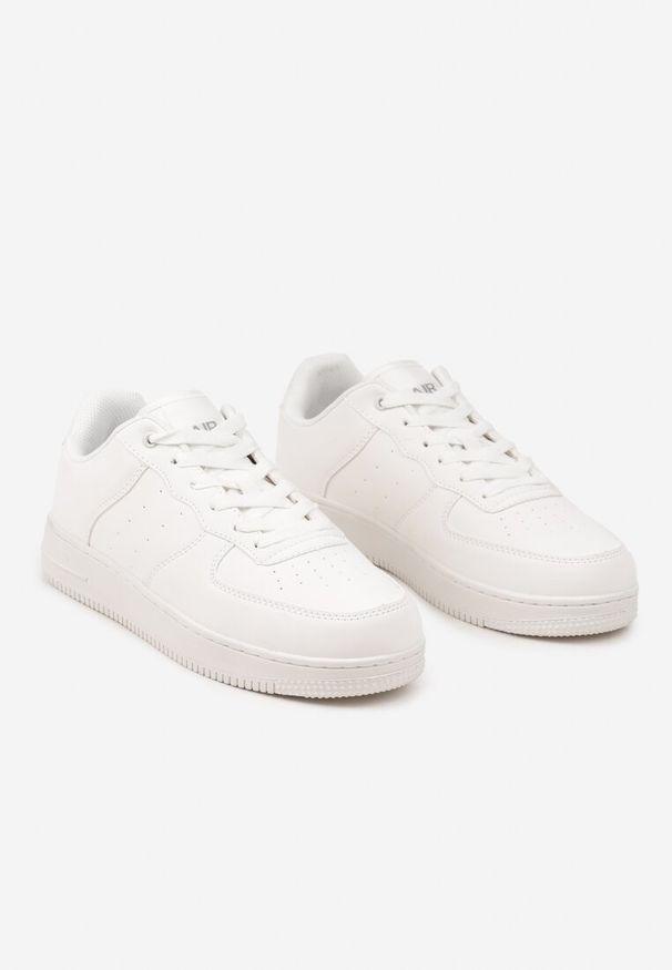 Born2be - Białe Płaskie Sznurowane Buty Sportowe Sneakersy na Tłoczonej Podeszwie Milivina. Kolor: biały. Obcas: na płaskiej podeszwie