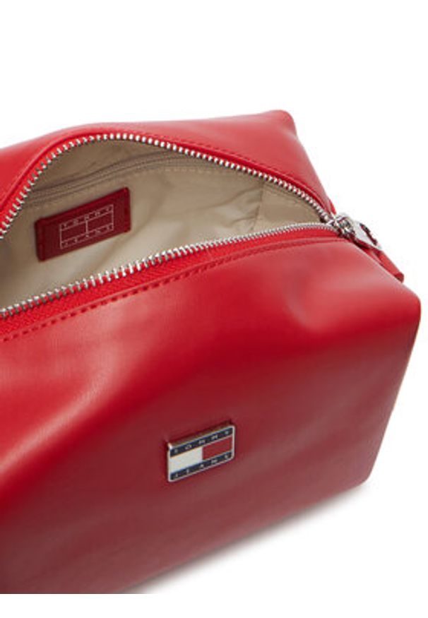 Tommy Jeans Torebka Tjw City Charm Camera Bag AW0AW18456 Czerwony. Kolor: czerwony. Materiał: skórzane